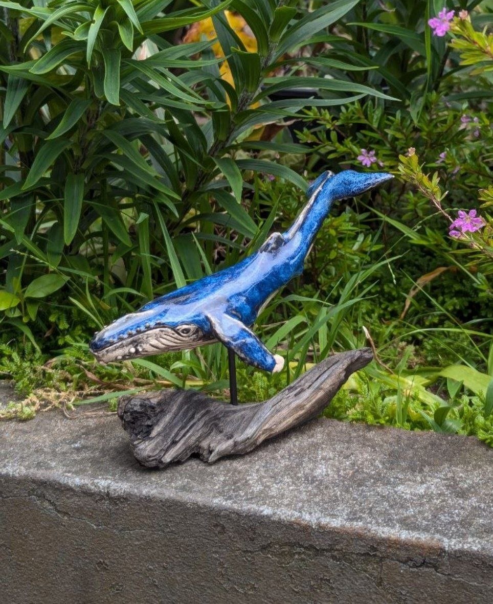 Medium Ceramic Whale — Driftwood Stand — photo 2